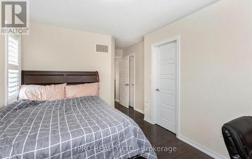 3183 Daisy Way, Oakville, ON - Indoor Photo Showing Bedroom