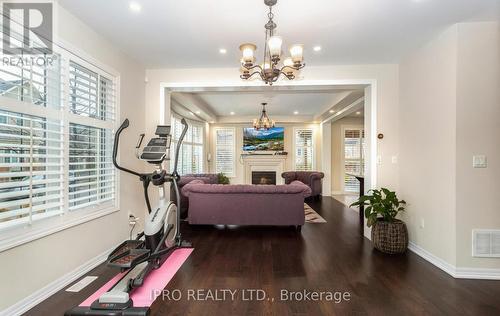 3183 Daisy Way, Oakville, ON - Indoor