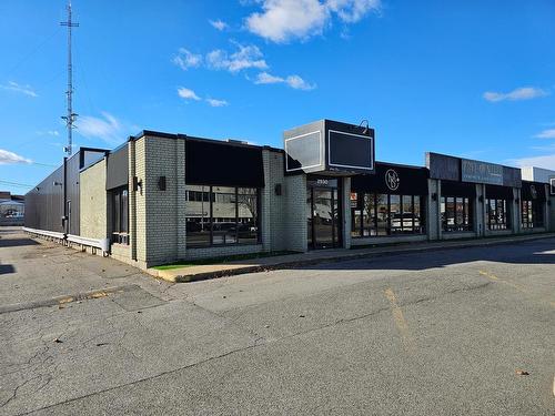 Frontage - A-2930 Boul. Le Corbusier, Laval (Chomedey), QC - Outdoor