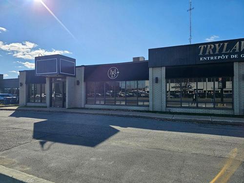 Frontage - A-2930 Boul. Le Corbusier, Laval (Chomedey), QC - Outdoor