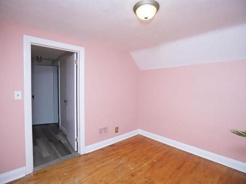 639 Red River Road, Thunder Bay, ON - Indoor Photo Showing Other Room