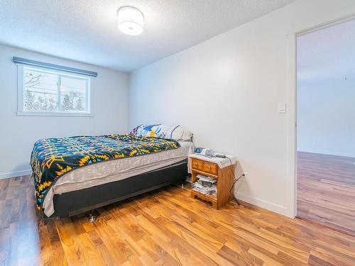 723 Airport Road, Kenora, ON - Indoor Photo Showing Bedroom