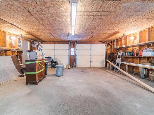 723 Airport Road, Kenora, ON - Indoor Photo Showing Garage