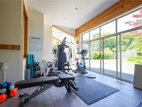 1301-27 Island Hwy South, Campbell River, BC - Indoor Photo Showing Gym Room