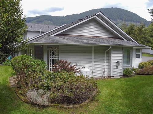 1-300 Grosskleg Way, Lake Cowichan, BC 