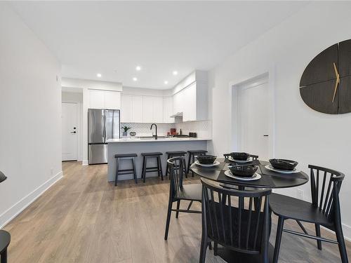 210-1110 Samar Cres, Langford, BC - Indoor Photo Showing Dining Room