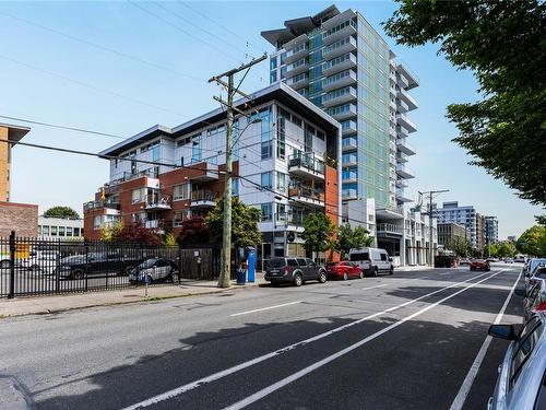 206-932 Johnson St, Victoria, BC - Outdoor