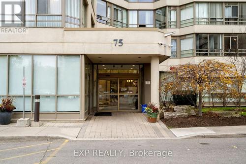 706 - 75 King Street E, Mississauga, ON - Outdoor