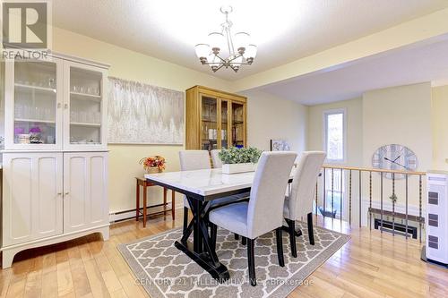 12 - 960 Warwick Court, Burlington, ON - Indoor Photo Showing Dining Room