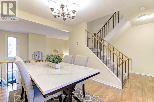 12 - 960 Warwick Court, Burlington, ON - Indoor Photo Showing Dining Room