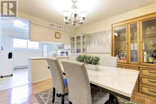 12 - 960 Warwick Court, Burlington, ON - Indoor Photo Showing Dining Room