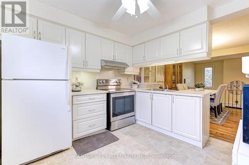 12 - 960 Warwick Court, Burlington, ON - Indoor Photo Showing Kitchen