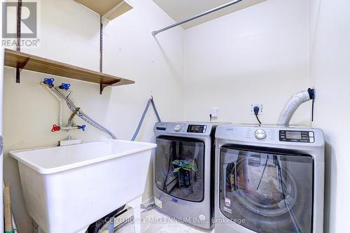 12 - 960 Warwick Court, Burlington, ON - Indoor Photo Showing Laundry Room