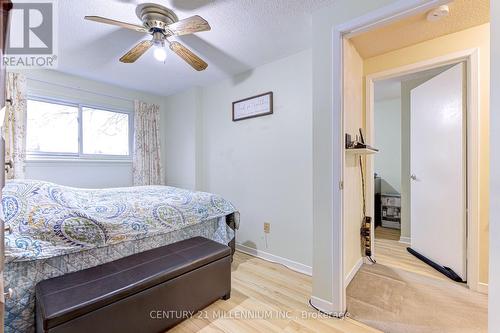 12 - 960 Warwick Court, Burlington, ON - Indoor Photo Showing Bedroom