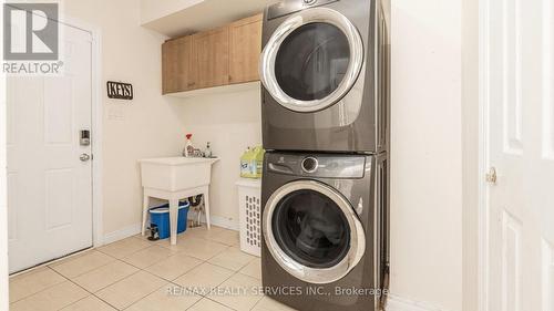 76 Elmcrest Drive, Brampton, ON - Indoor Photo Showing Laundry Room