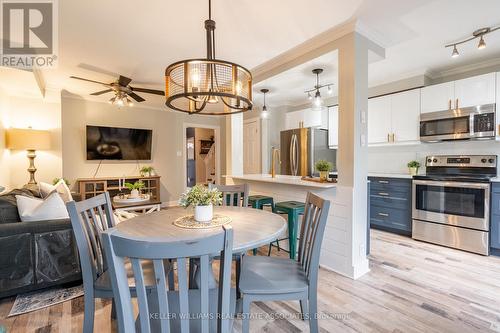 34 Corey Circle, Halton Hills, ON - Indoor Photo Showing Dining Room