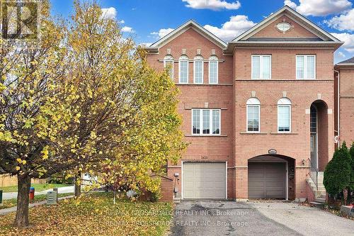 2423 Ravinebrook Crescent, Oakville, ON - Outdoor