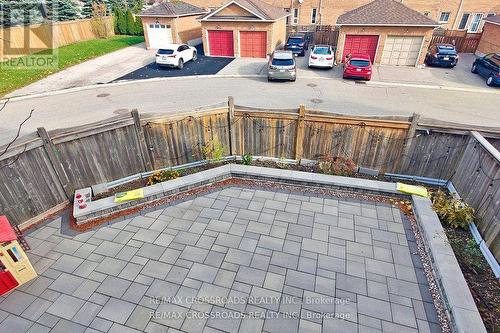 2423 Ravinebrook Crescent, Oakville, ON - Outdoor