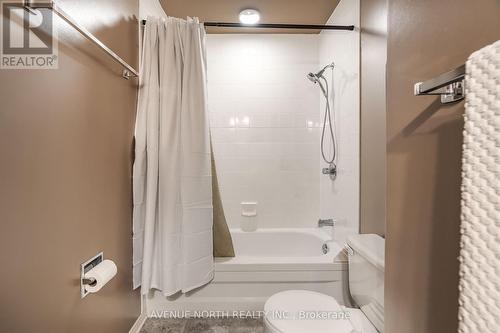 69 Ipswich Terrace, Ottawa, ON - Indoor Photo Showing Bathroom