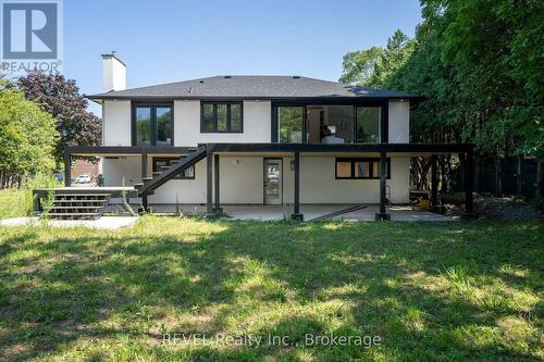 489 Regent Street, Niagara-On-The-Lake, ON - Outdoor With Deck Patio Veranda