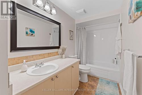 210 - 36D Forester Crescent, Ottawa, ON - Indoor Photo Showing Bathroom