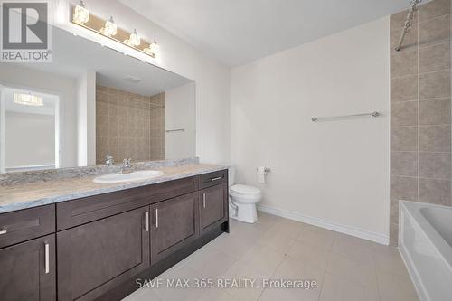 58 Stother Crescent, Bracebridge, ON - Indoor Photo Showing Bathroom