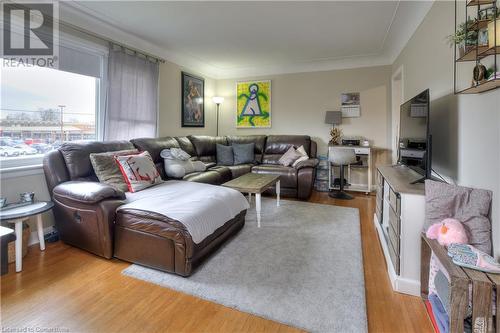 Living room featuring light hardwood / wood-style flooring - 524 Krug Street, Kitchener, ON - Indoor Photo Showing Living Room