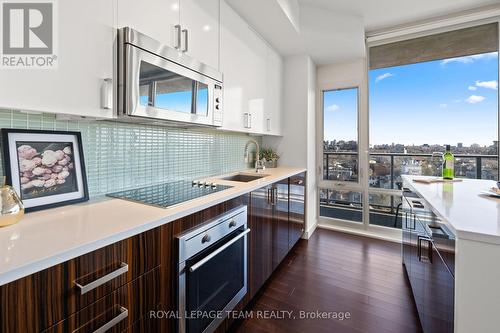 1408 - 201 Parkdale Avenue, Ottawa, ON - Indoor Photo Showing Kitchen With Upgraded Kitchen