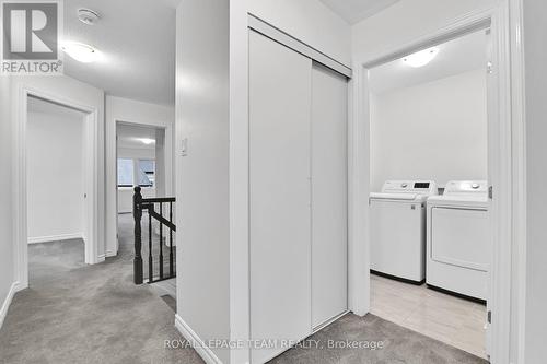 1023 Cedar Creek Drive, Ottawa, ON - Indoor Photo Showing Laundry Room