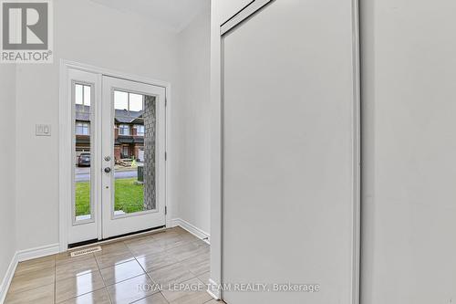 1023 Cedar Creek Drive, Ottawa, ON - Indoor Photo Showing Other Room