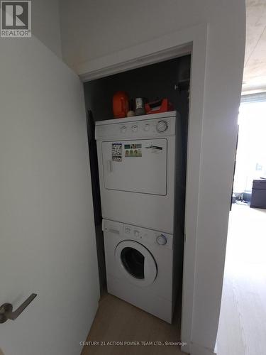 411 - 354 Gladstone Avenue, Ottawa, ON - Indoor Photo Showing Laundry Room