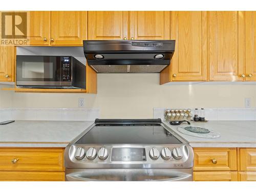 151 8 Avenue Sw Unit# 23, Salmon Arm, BC - Indoor Photo Showing Kitchen