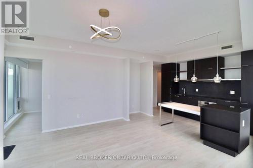 5902 - 197 Yonge Street, Toronto, ON - Indoor Photo Showing Other Room