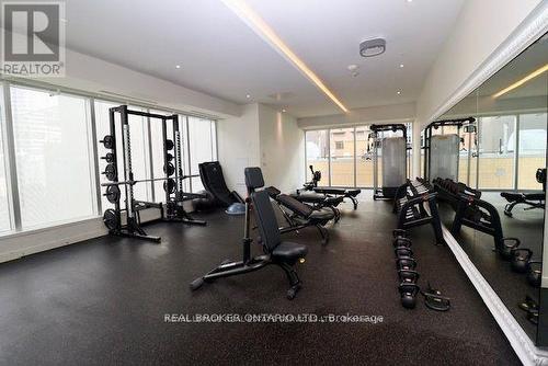 5902 - 197 Yonge Street, Toronto, ON - Indoor Photo Showing Gym Room