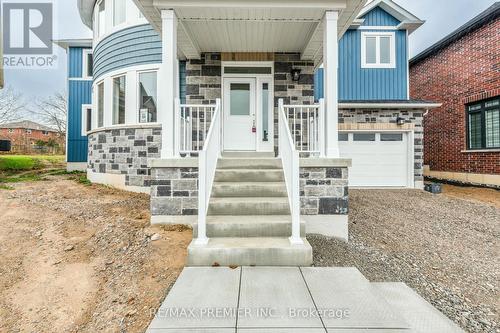 39 Auburn Court, Barrie, ON 