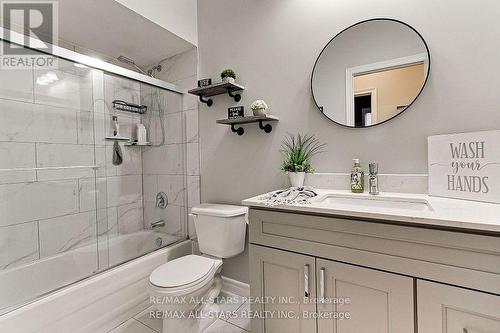 126 Vipond Road, Whitby, ON - Indoor Photo Showing Bathroom