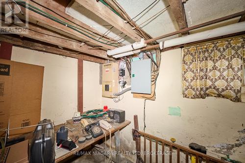 840 Ridge Road N, Fort Erie (335 - Ridgeway), ON - Indoor Photo Showing Basement