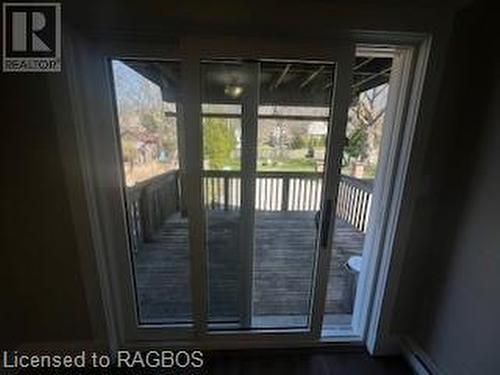 Doorway to outside with a baseboard heating unit - 745 4Th Avenue East Avenue, Owen Sound, ON 