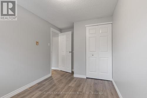 22 - 226 Highview Avenue W, London, ON - Indoor Photo Showing Other Room