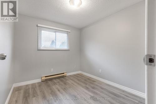 22 - 226 Highview Avenue W, London, ON - Indoor Photo Showing Other Room