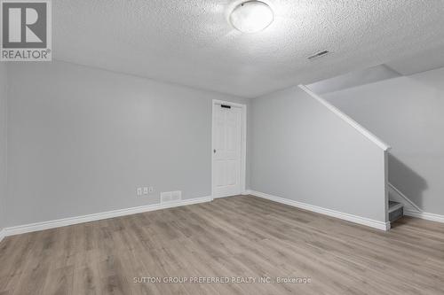 22 - 226 Highview Avenue W, London, ON - Indoor Photo Showing Other Room