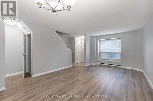 22 - 226 Highview Avenue W, London, ON - Indoor Photo Showing Other Room