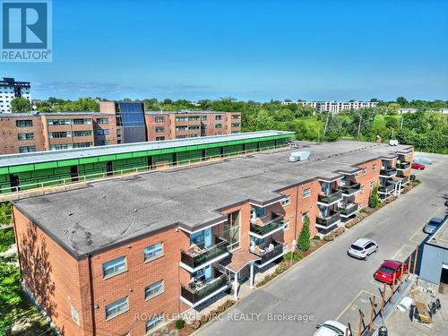 202 - 264 Oakdale Avenue, St. Catharines (456 - Oakdale), ON - Outdoor With View