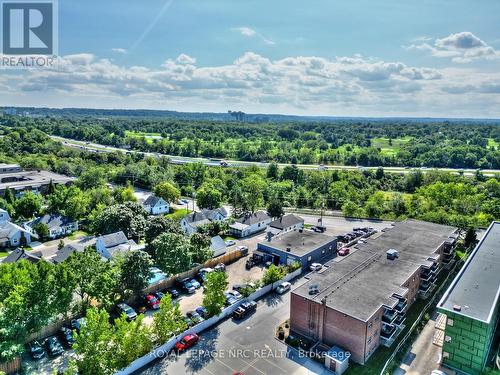 202 - 264 Oakdale Avenue, St. Catharines (456 - Oakdale), ON - Outdoor With View