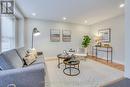 672 Elgin Street, Newmarket, ON  - Indoor Photo Showing Living Room 