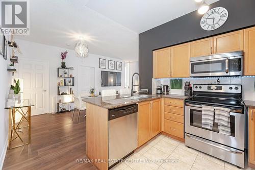 2604 - 388 Prince Of Wales Drive, Mississauga, ON - Indoor Photo Showing Kitchen With Stainless Steel Kitchen With Upgraded Kitchen