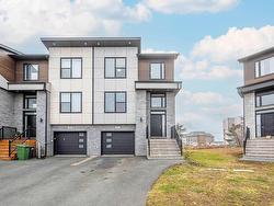 21 Alamir Court  Halifax, NS B3M 0N3