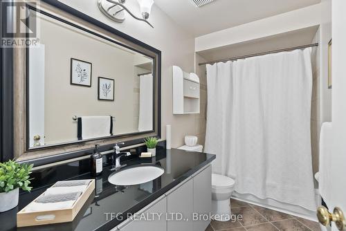 1306 Cornell Court, Pickering (Liverpool), ON - Indoor Photo Showing Bathroom