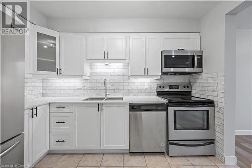 24 Watch Hill Lane, Cambridge, ON - Indoor Photo Showing Kitchen With Double Sink