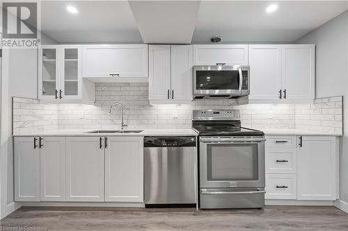 24 Watch Hill Lane, Cambridge, ON - Indoor Photo Showing Kitchen With Double Sink With Upgraded Kitchen